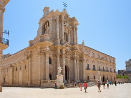 Tour of Sicily and Malta